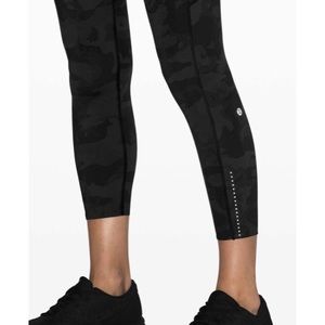 LULULEMON | 2 FAST AND FREE CROP PANTS CAMO